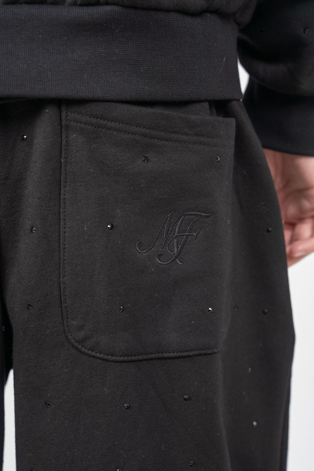 FINA CRYSTALS STRAIGHT LEG SWEAT PANT